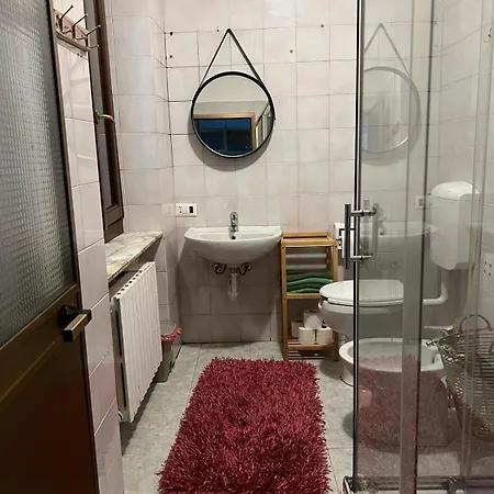 Biancaneve I Suoi Nani Homestay Asti